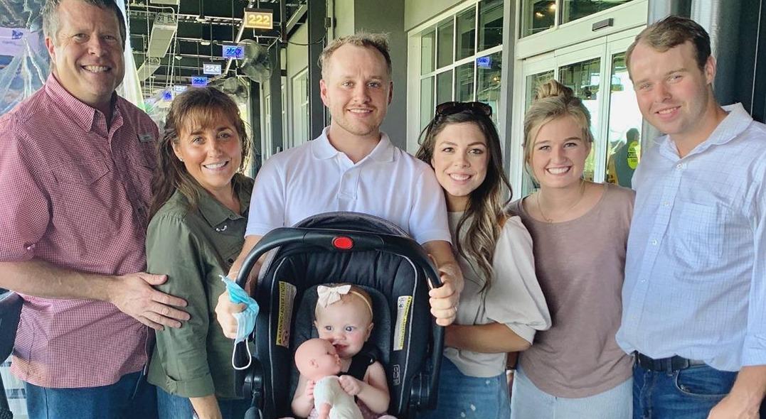 What Is the Duggars' Method of Blanket Training? They Didn’t Invent It