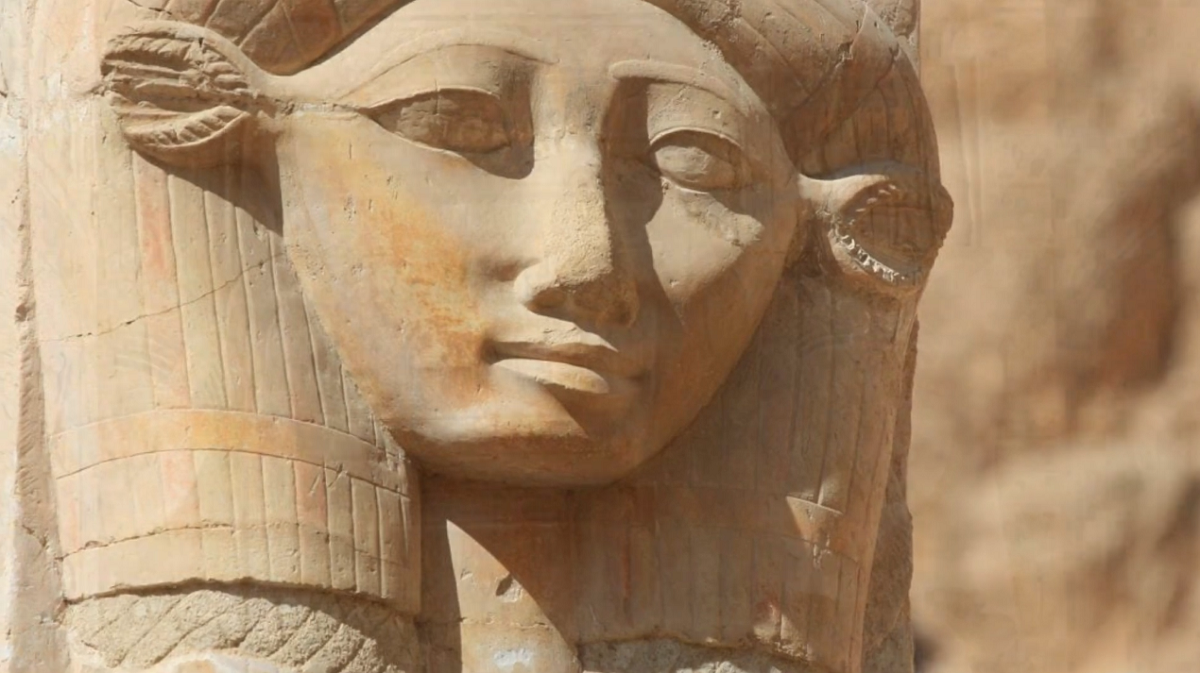 Hathor depicted in statues