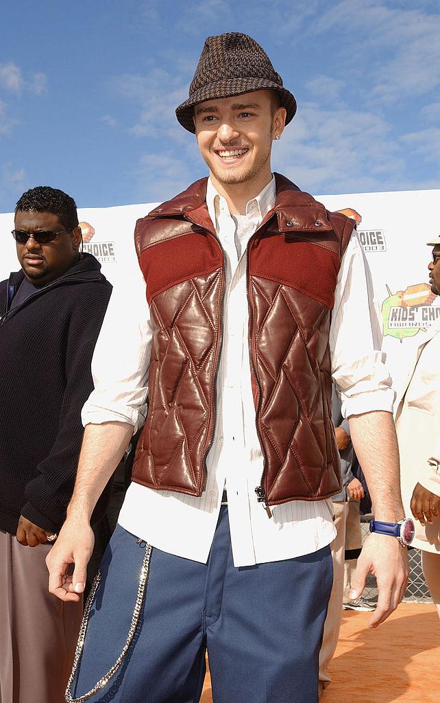 Ridiculous Fashion Trends from the Early 2000s That We Hope Never