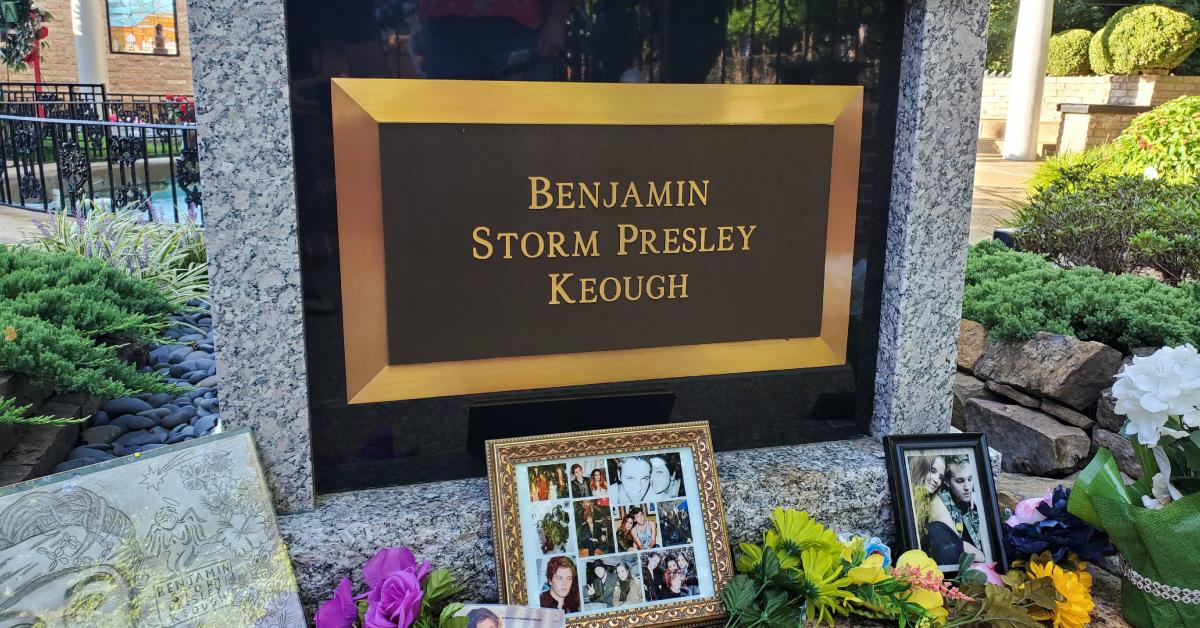 Benjamin Keough's grave at Graceland.