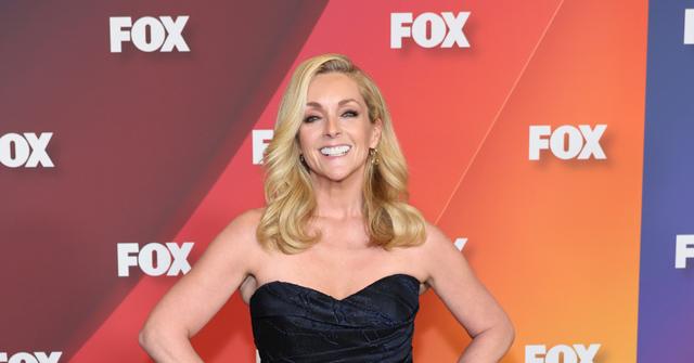 jane krakowski fox red carpet