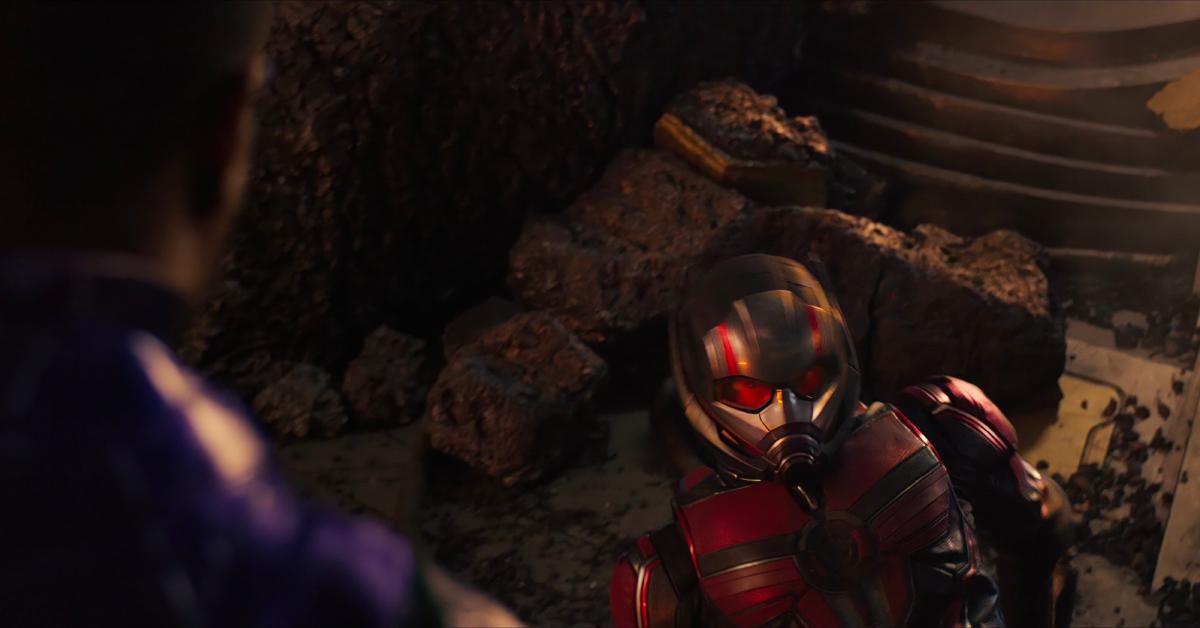 kang beats up ant man in quantumania