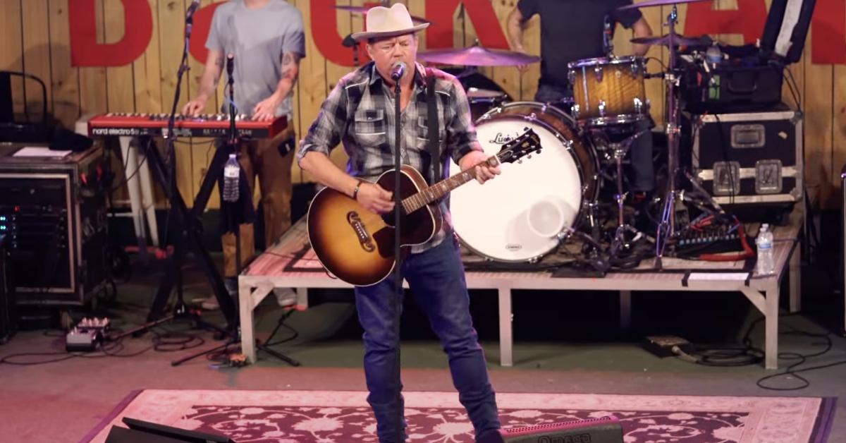 Pat Green performs