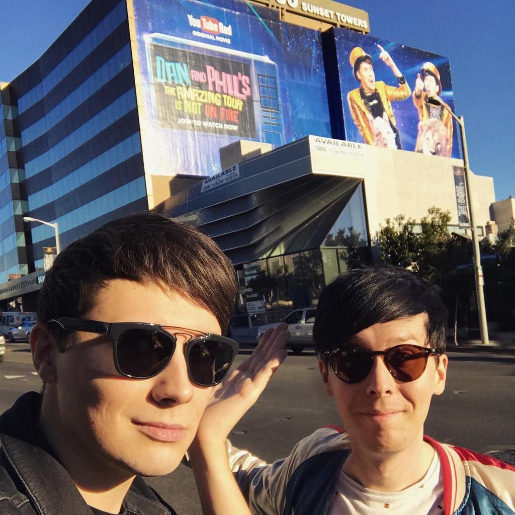 Are Dan and Phil Dating in 2019? — Dan Comes Out as Gay on YouTube