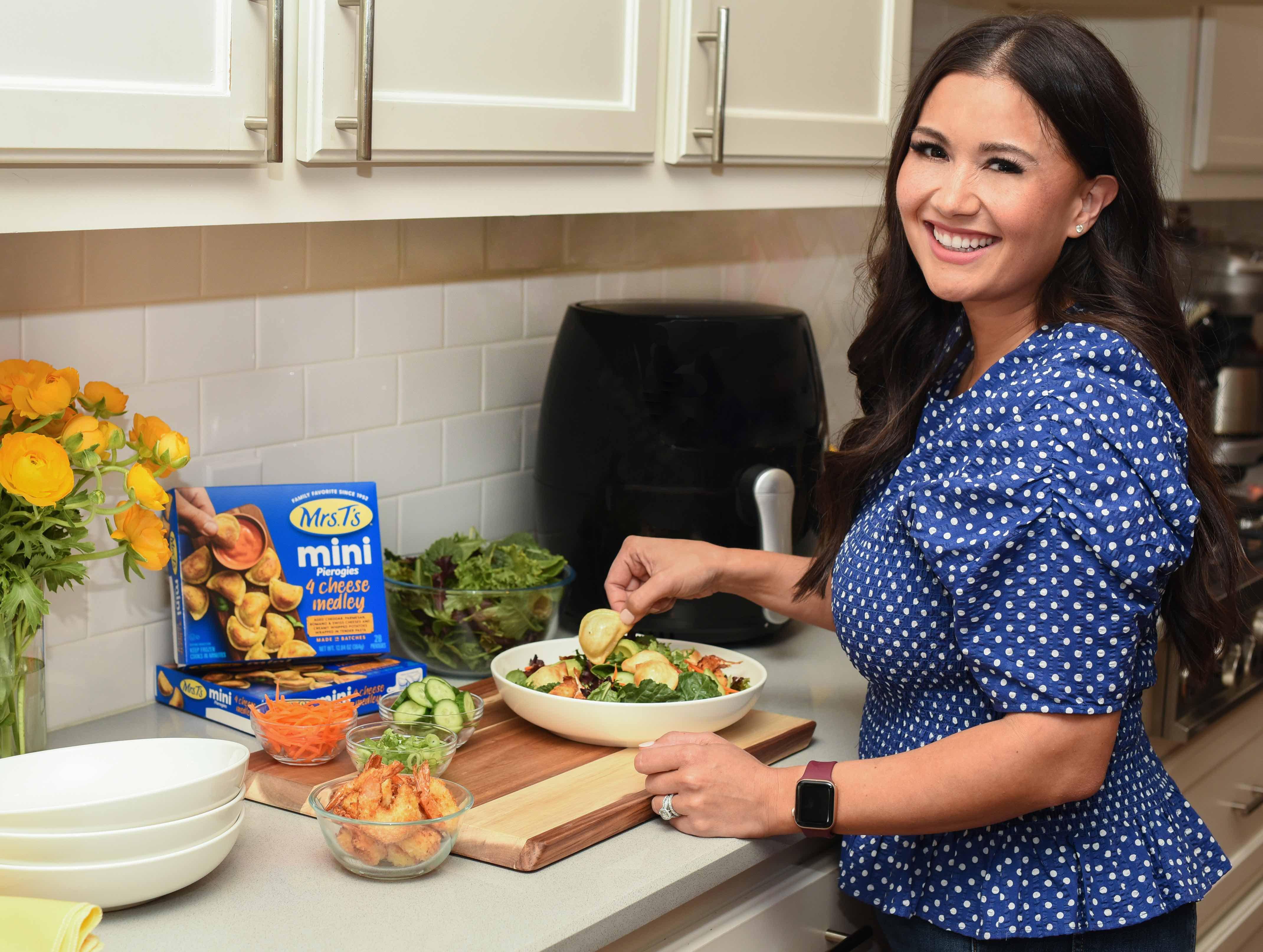 Catherine Lowe partners with Mrs. T's Pierogies for its 2022 All-Star Moms campaign.