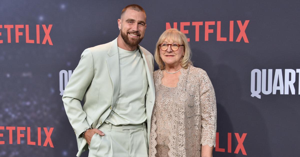 Travis Kelce i Donna Kelce dolaze na Netflixovu premijeru u Los Angelesu "Bek" 11. srpnja 2023
