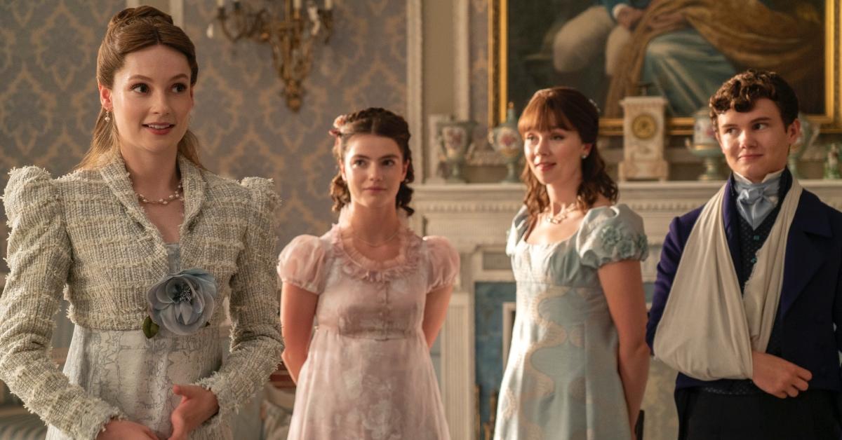 Francesca Bridgerton and her siblings in the drawing room in Season 3.