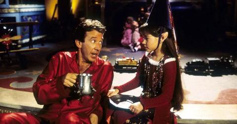 disney-plus-christmas-movie-4-1575669014746.jpg