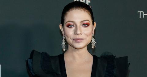 Michelle Trachtenberg wearing all black on the red carpet.