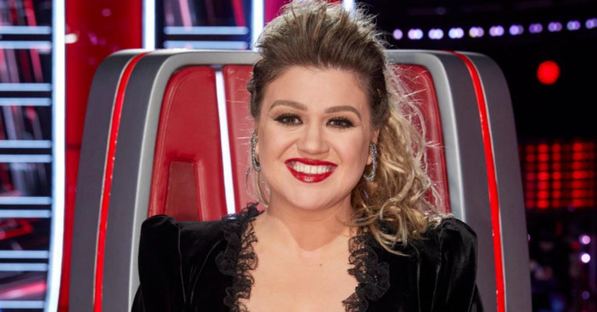 Kelly Clarkson Makes Her Coaching Debut on 'The Voice