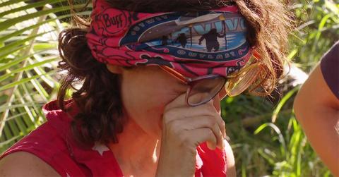 Liz Wilcox crying over not receiving an Applebee's reward.