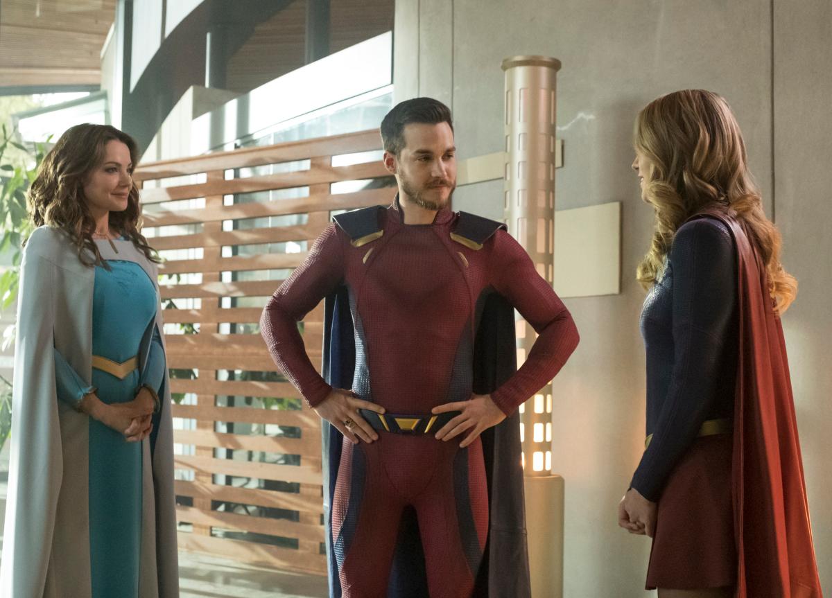 Supergirl and Mon-El