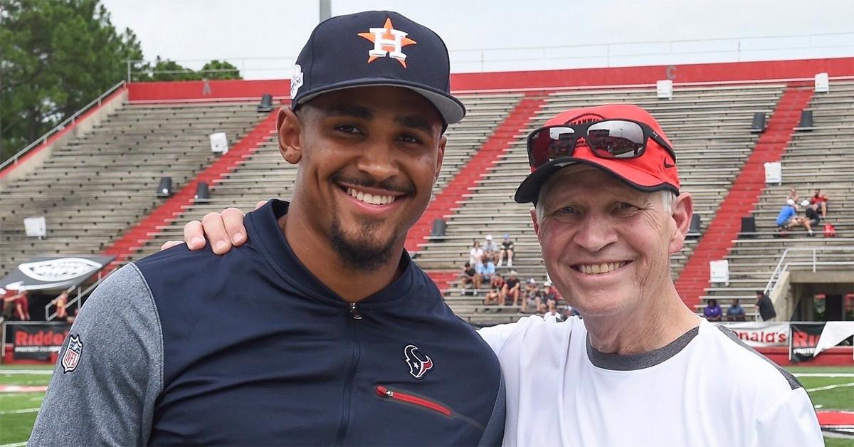 Chris Mortensen and Jalen Hurts pose for a picture today. 