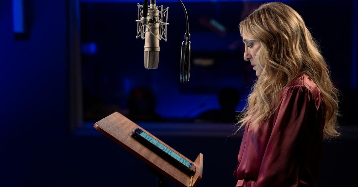 Carrie (Sarah Jessica Parker) recording her audiobook in 'And Just Like That'