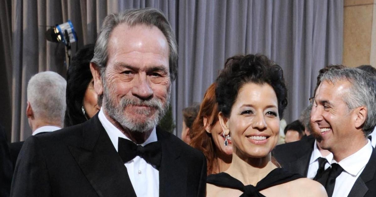 Inside Tommy Lee Jones’s Three Marriages and Family Life
