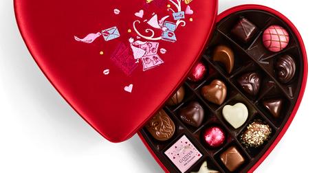 vday20_25pc_fabricheartbox_13633_03_amz20190927130049848-1581451568154.jpg