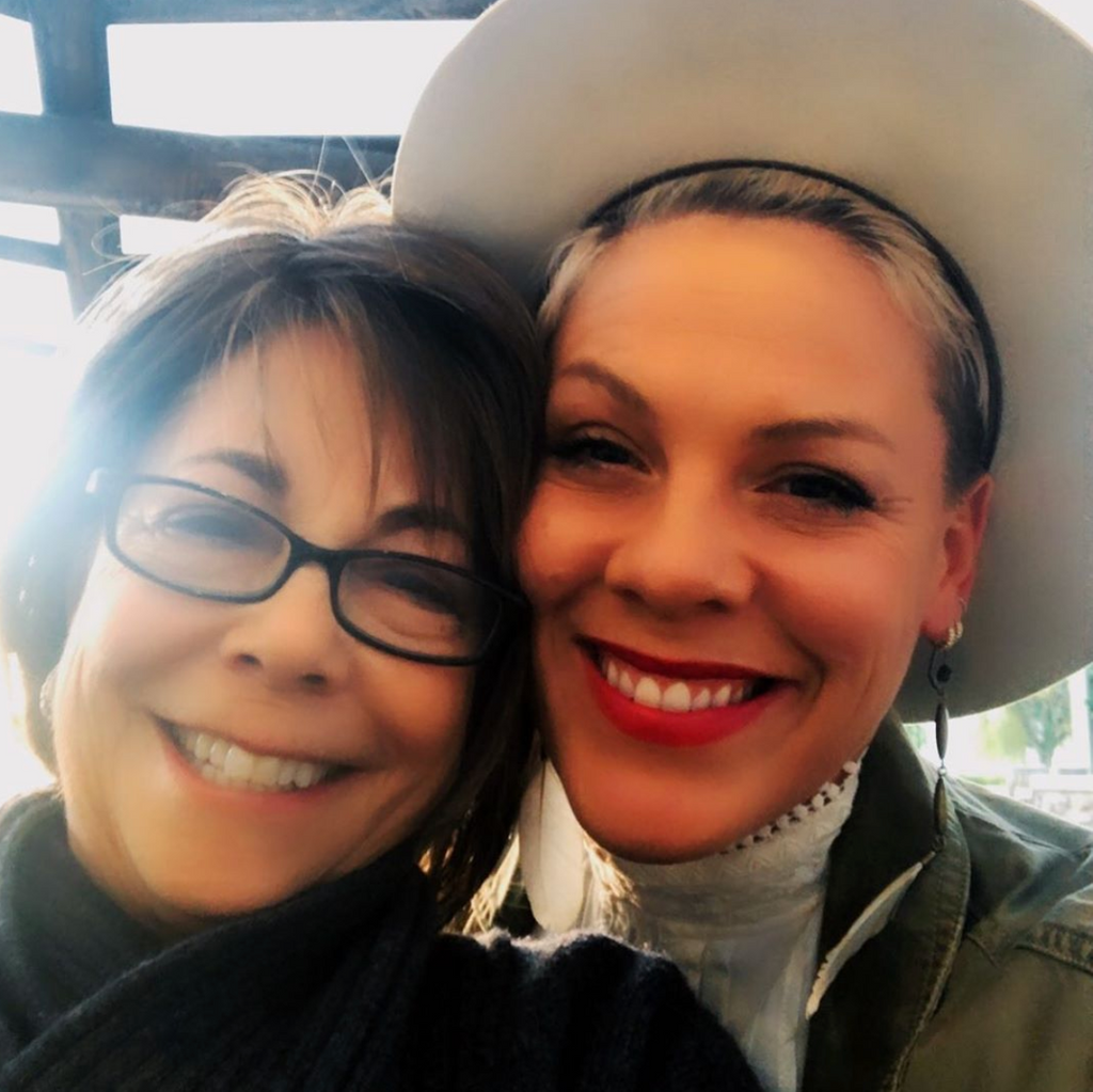 Mom Pink What Is Pink's Net Worth? It's a Jaw-Dropping Sum, That's for Sure