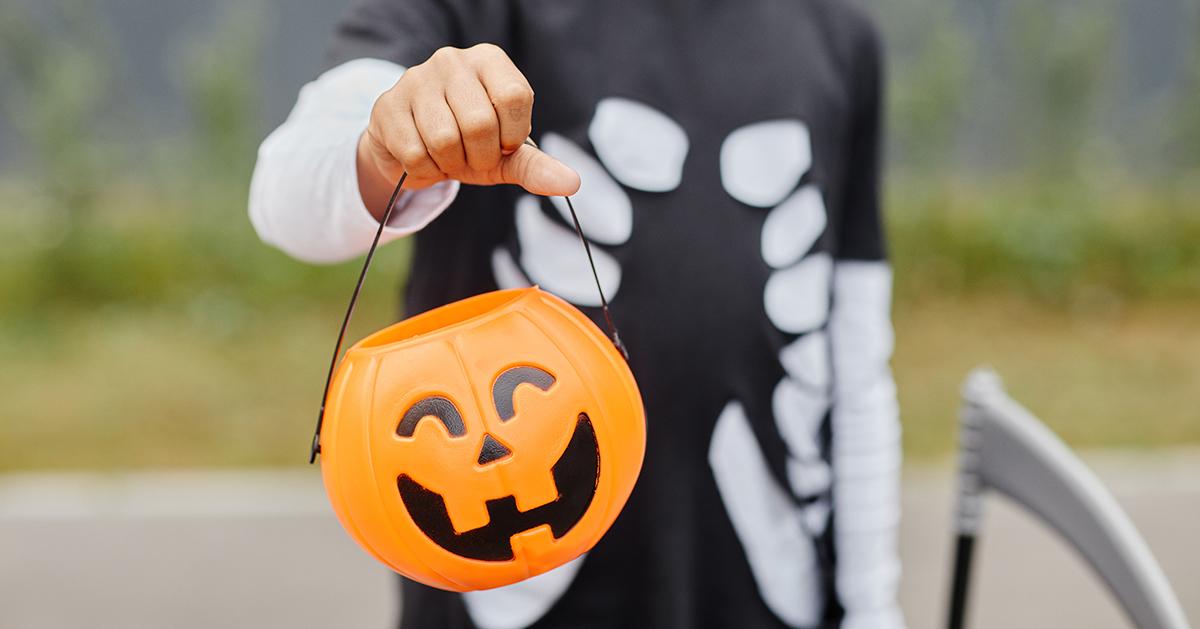 Halloween trick-or-treat-pumpkin bucket.