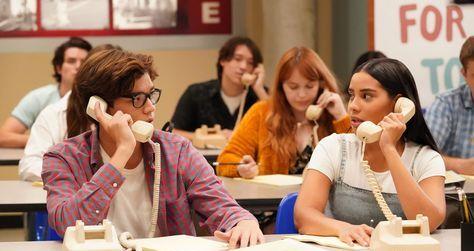 Gil and Daisy in 'Saved by the Bell'