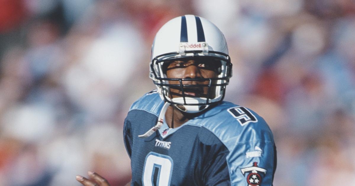 Steve McNair playing with the Tenessee Titans