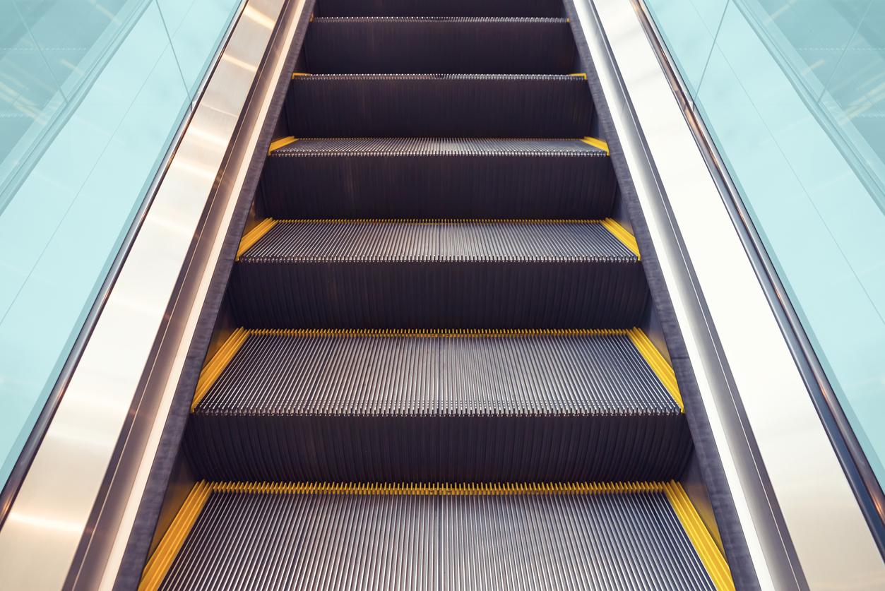 escalator