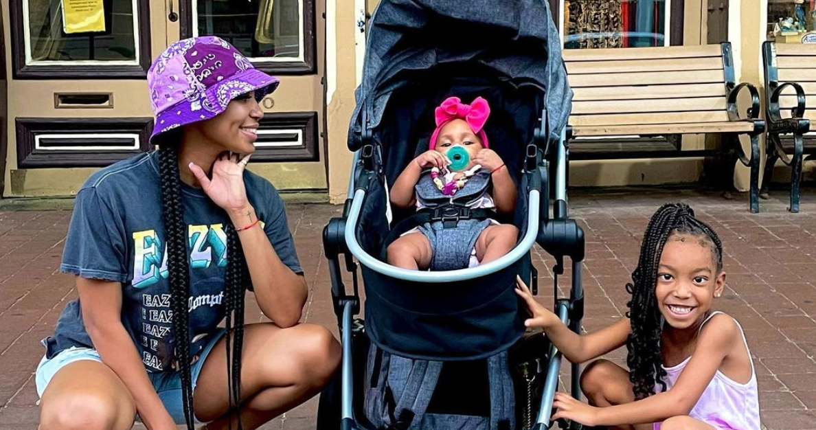 Drea Symone and Her Daughters 