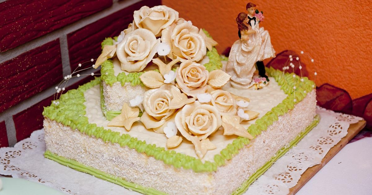 wedding cake with flowers