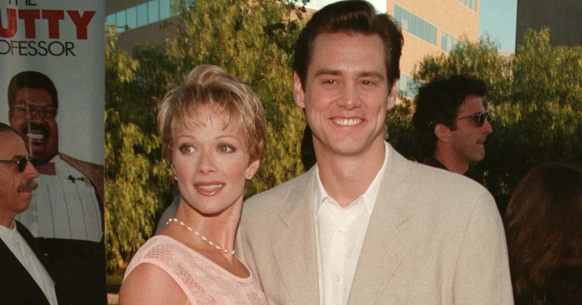 Lauren Holly and Jim Carrey at the 1996 Nutty Professor movie premiere.