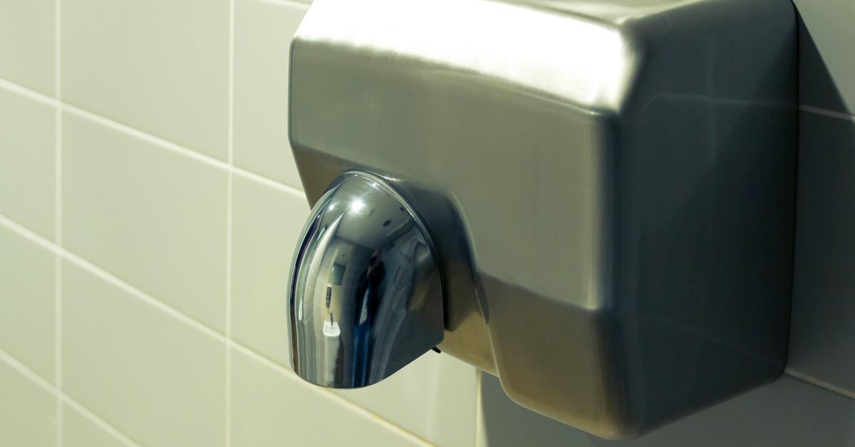 One Woman Shows Why You Should Never Use Public Hand Dryers