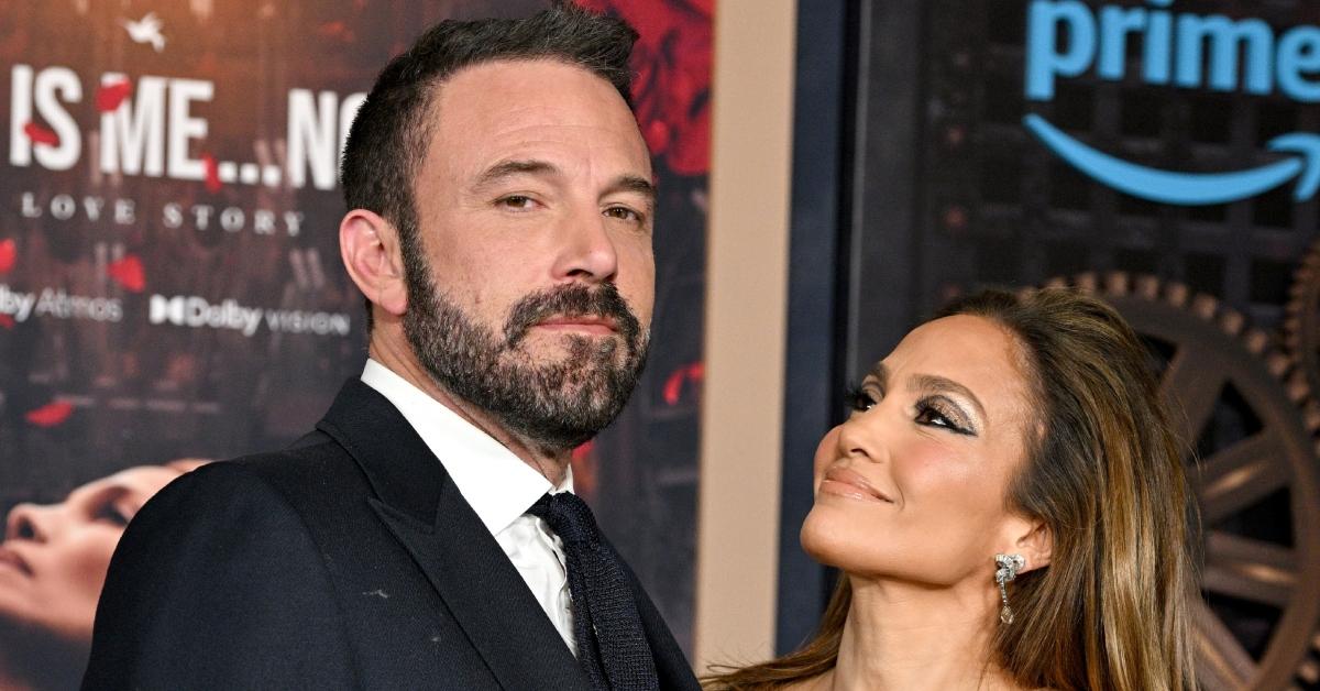 jennifer lopez looks at ben affleck on red carpet for 'this is me now'