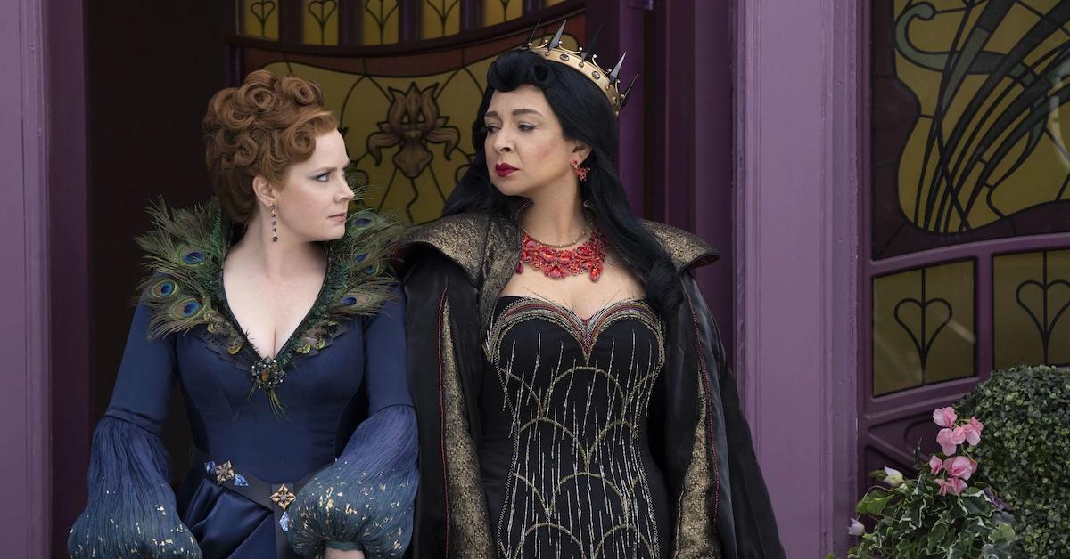 Amy Adams as Giselle and Maya Rudolph as Malvina Monroe in 'Disenchanted'