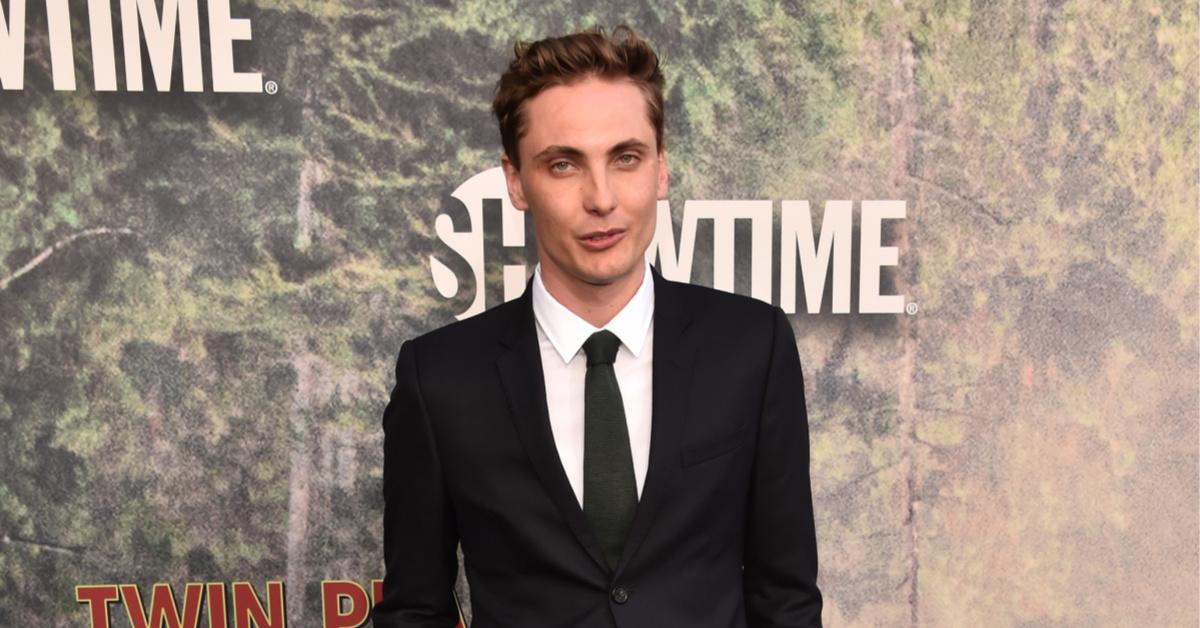 cahir the witcher netflix eamon farren