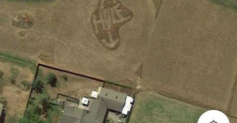 Google Maps Captured This Act Of Petty Revenge Against A Controversial Neighbor