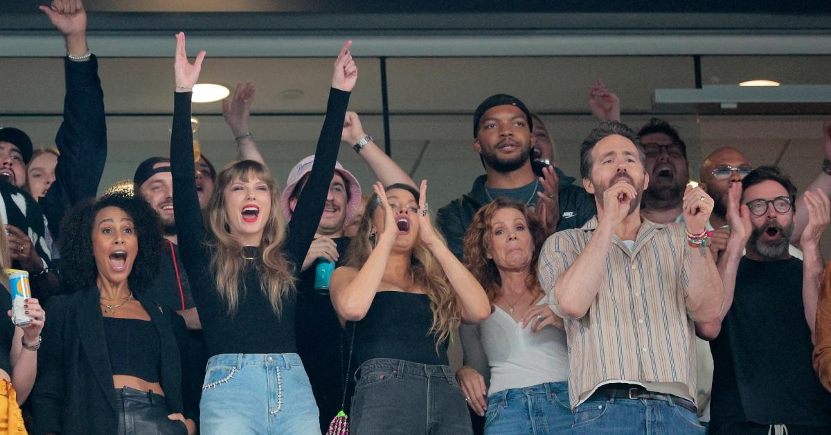 (l-r): Taylor Swift, Blake Lively, and Ryan Reynolds at Travis Kelce's game