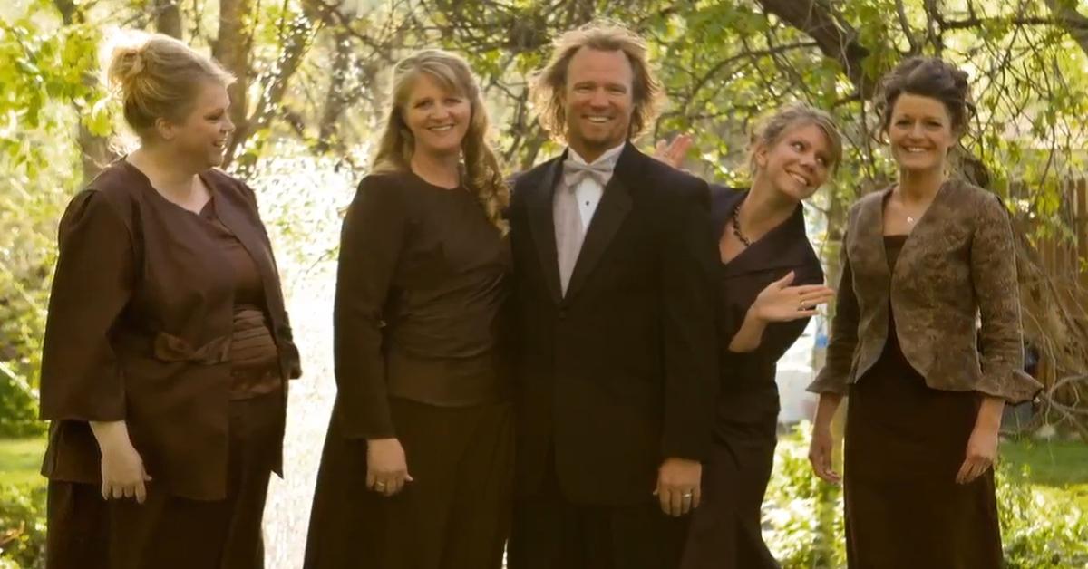 (l-r): Janelle Brown, Christine Brown, Kody Brown, Meri Brown, Robyn Brown 'Sister Wives' 