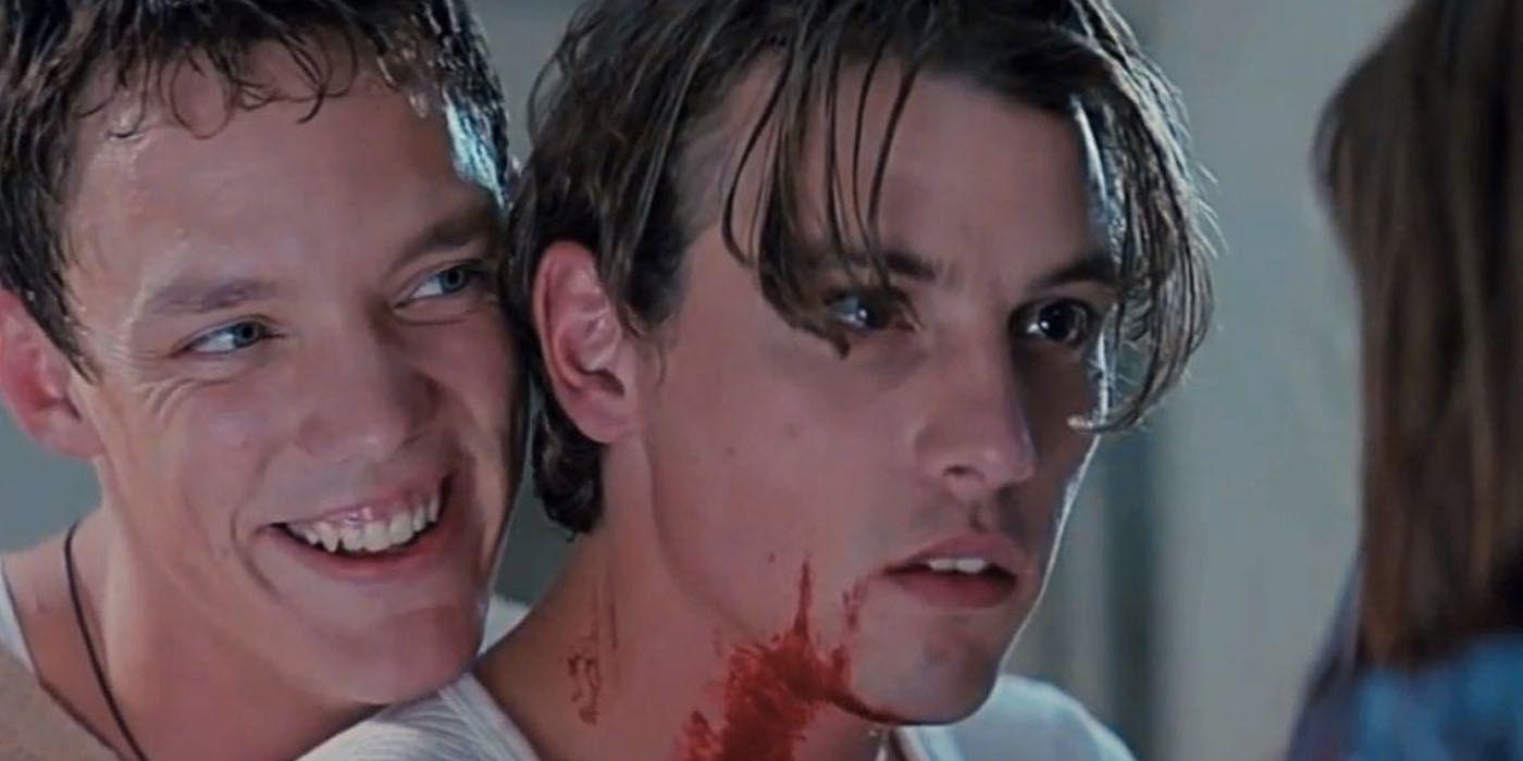 Matthew Lillard as Stu and Skeet Ulrich as Billy in 'Scream'