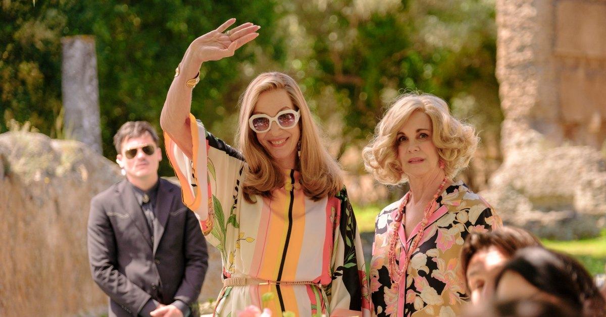 Aunt Linda shows up in 'Another Simple Favor'.
