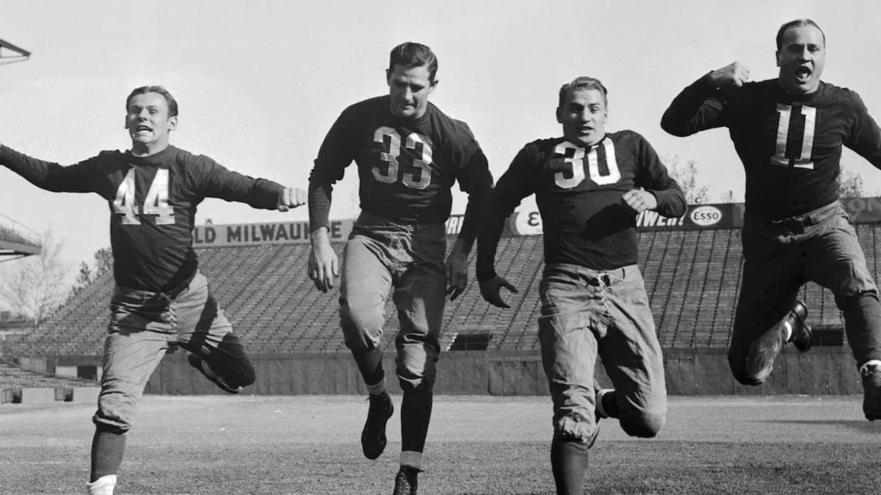 Washington Redskins backfield men during a workout on Nov. 29, 1939. 