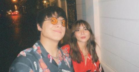 Kathryn Bernardo and Daniel Padilla in a selfie outside.