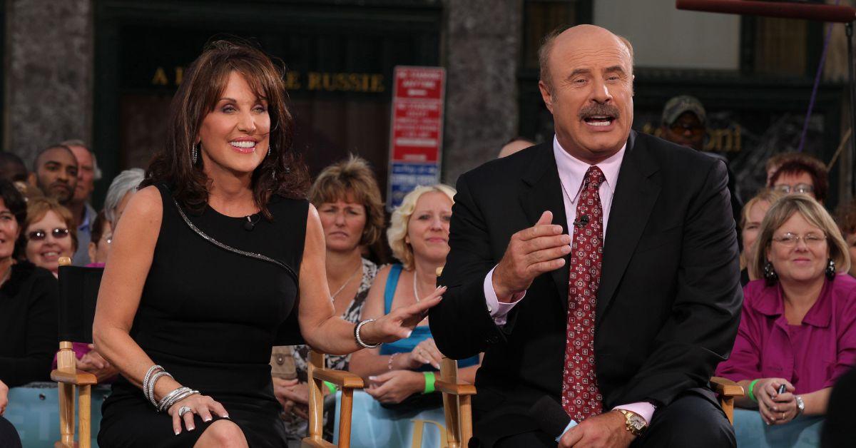 (l-r): Robin McGraw and Phil McGraw filming an episode of 'Dr. Phil.'