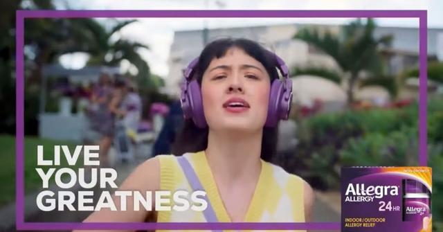 The woman from the allegra commercial singing