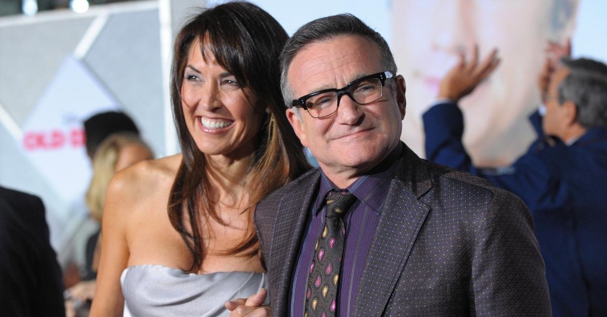 Actor Robin Williams (R) and Susan Schneider arrive at the premiere of Walt Disney Pictures's "Old Dogs." 