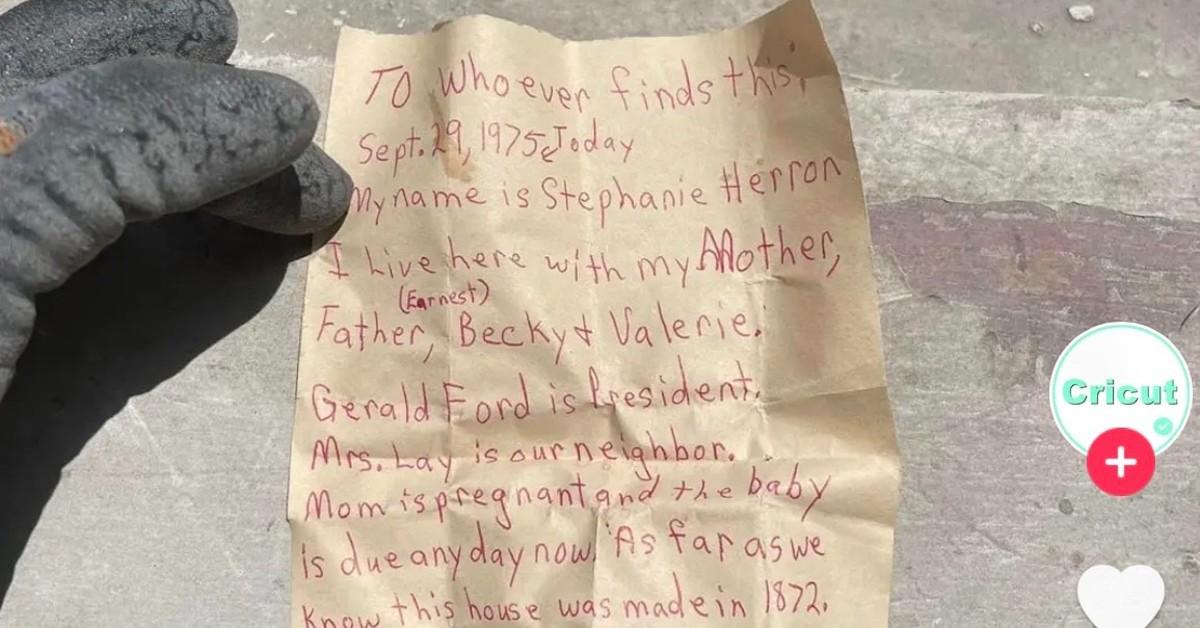 The old note the couple found in a hole in their wall