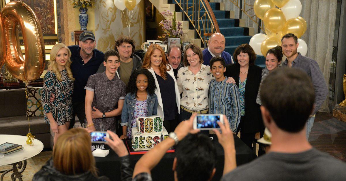 cast of jessie on set