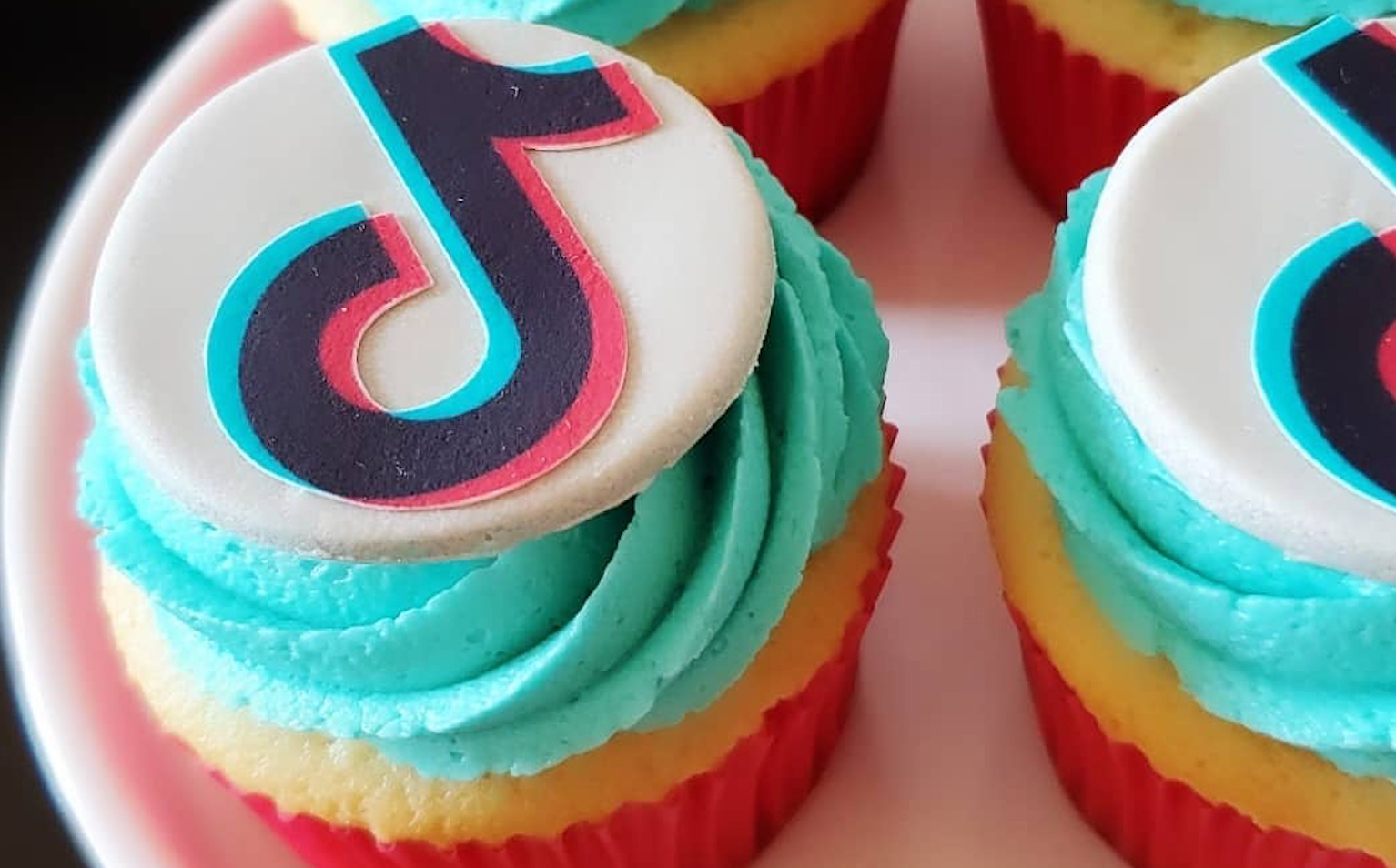 Tiktok on sale themed party