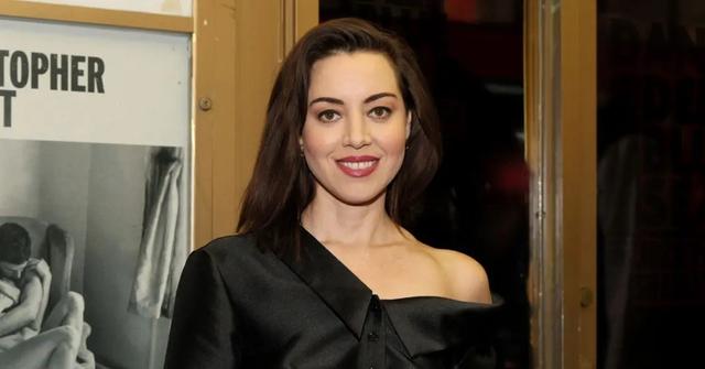 Aubrey Plaza attends 'Danny And The Deep Blue Sea' Opening Night on Nov. 13, 2023