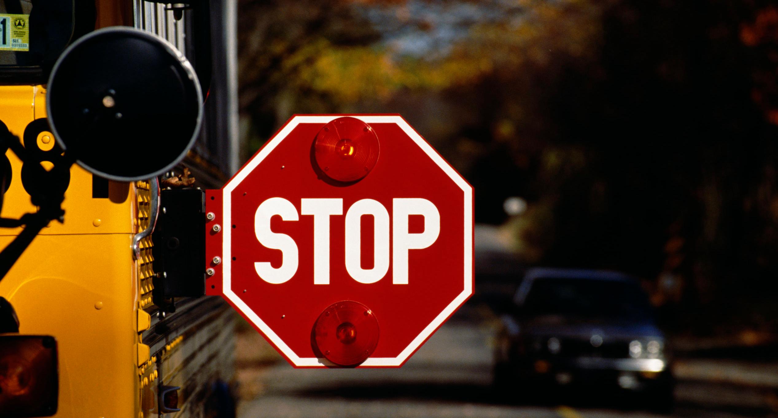 why-does-the-school-bus-stop-at-train-street-it-s-a-detailed-process