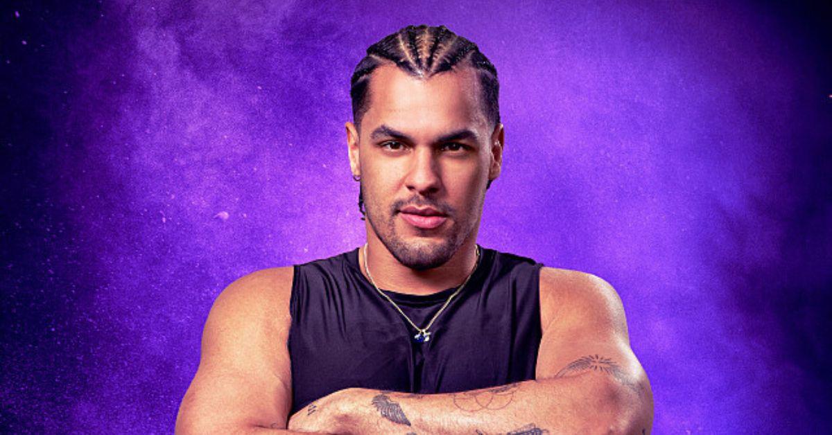 Josh Martinez poses for his 'The Challenge: Battle of the Eras'