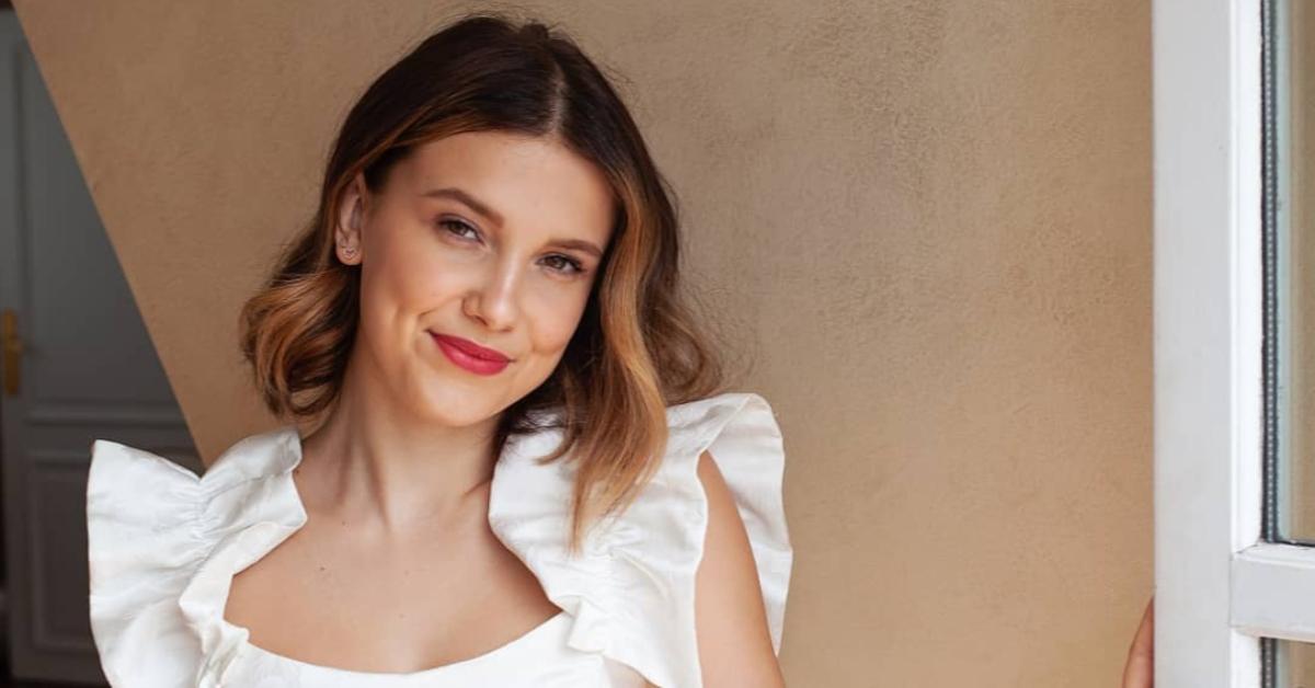 Millie Bobby Brown channels the '90s in a selfie and more star