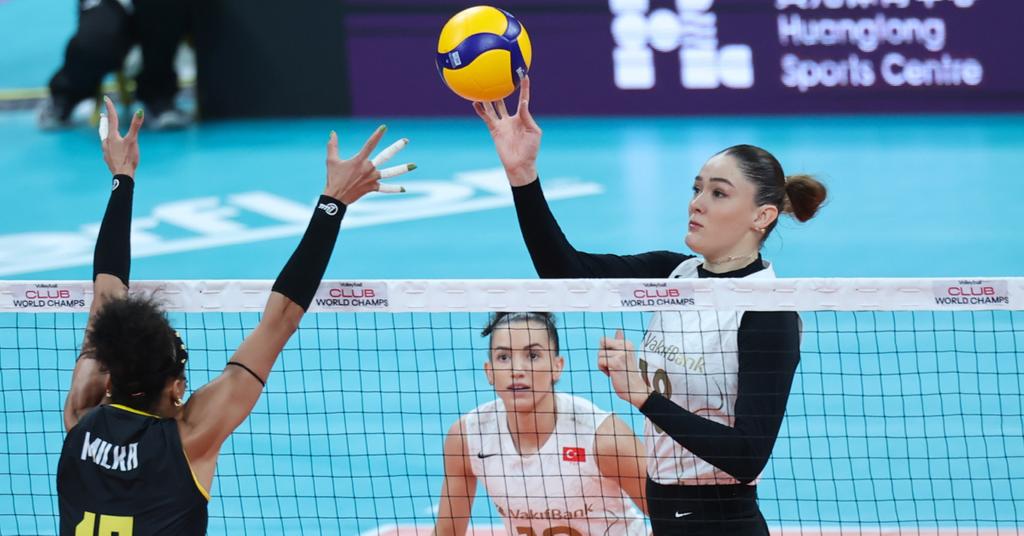 Why Do Volleyball Players Tape Their Fingers? Details